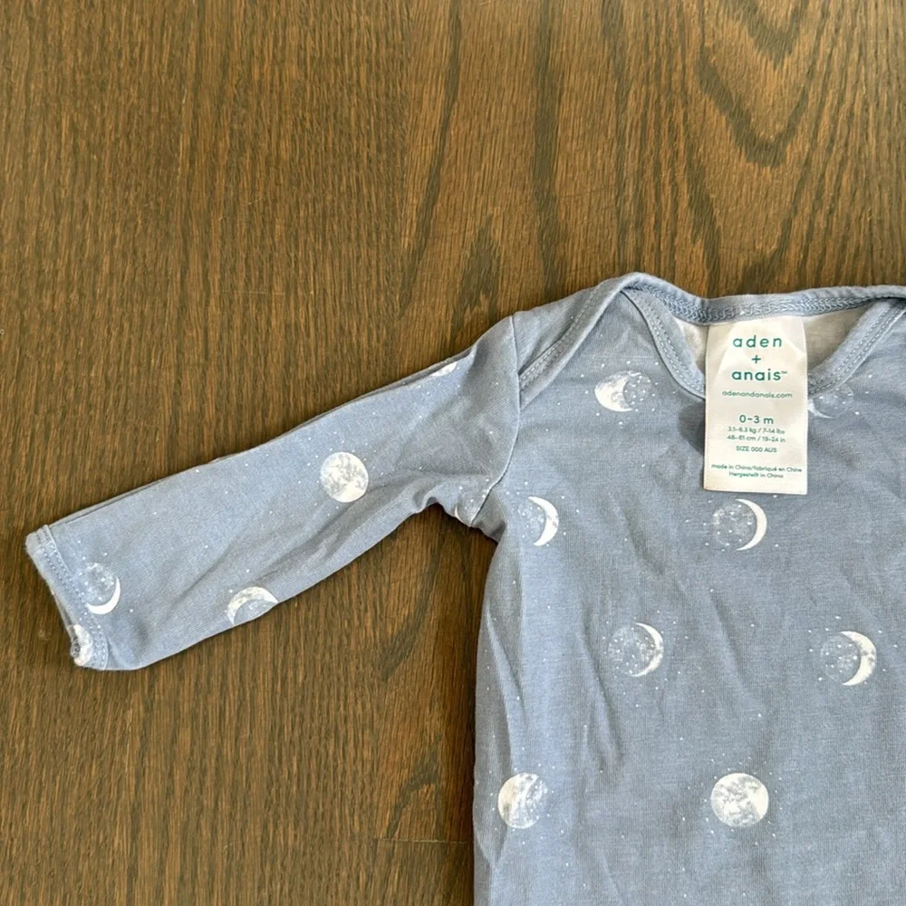 aden + anais Moon Print Knotted Gown & Hat Set Baby 0-3M Blue